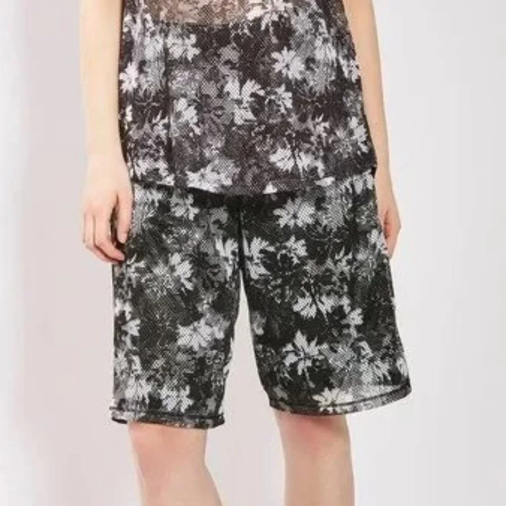 Ivy Park NWT Floral Mesh Basketball Shorts size Medium